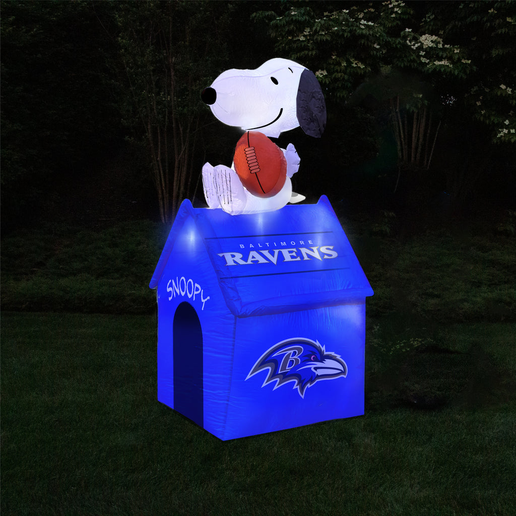 Baltimore RavensInflatable Snoopy™ Doghouse - For The Deep Rooted Fan ...