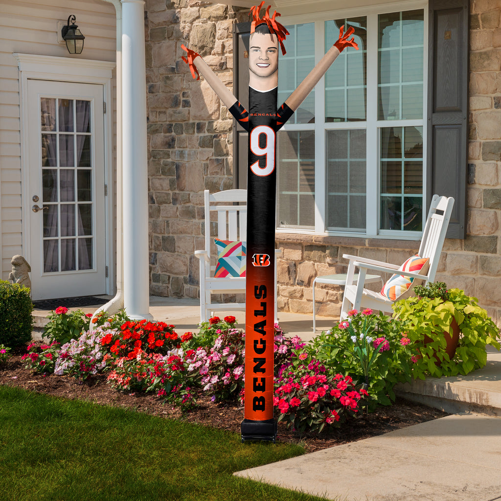 Cincinnati BengalsJoe BurrowInflatable Crazy Sports Player - For The ...