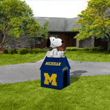 Michigan Wolverines<br>Inflatable Snoopy™ Doghouse